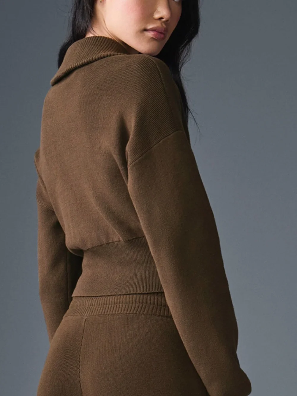🆕 ALO Yoga Scholar Knit Cropped Full Zip Jacket • Espresso / Brown • Sz M - Picture 2 of 6